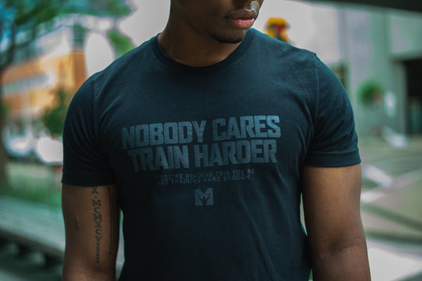 T-Shirt - Train Harder